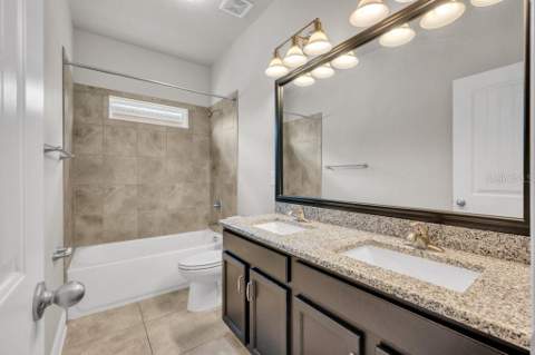 14306 Barrington Stowers Drive, Lithia FL - photo 20 of 40
