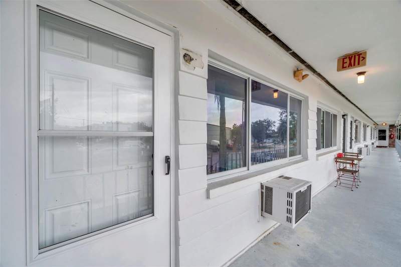 1 bedroom Condominium at 2366 Shelley Street #10, Shelley Gardens 1 Condo, Clearwater — photo 2