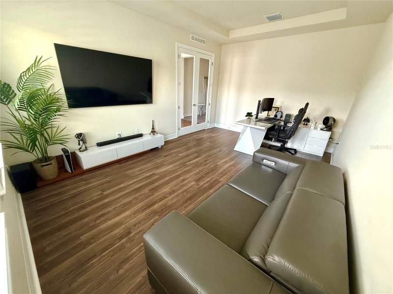 5 bedroom Single Family Residence at 8441 Park Cliff Way, Parkview Reserve Ph 2, Orlando — photo 5