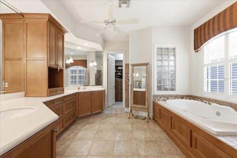 6124 Foxfield Court, Windermere FL - photo 22 of 48
