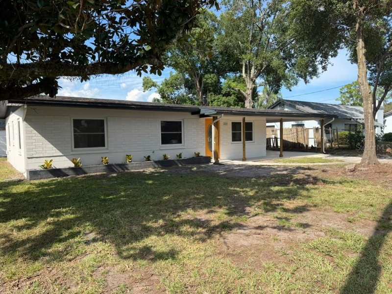 4 bedroom Single Family Residence at 209 Plaza Oval, Sunset Manor, Casselberry — photo 1