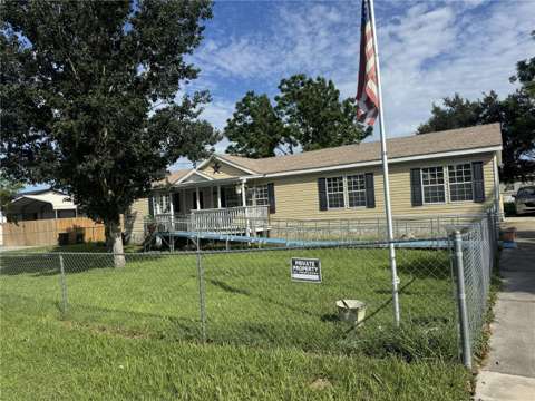 6171 SE 143Rd Place, home for sale on SE 143Rd Place