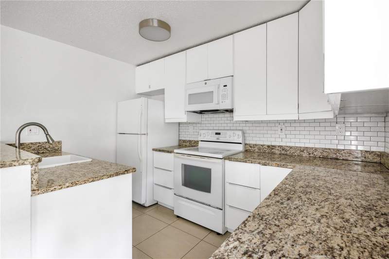 2 bedroom Condominium at 1831 Bough Avenue #1, Eastwood Pines, Clearwater — photo 5