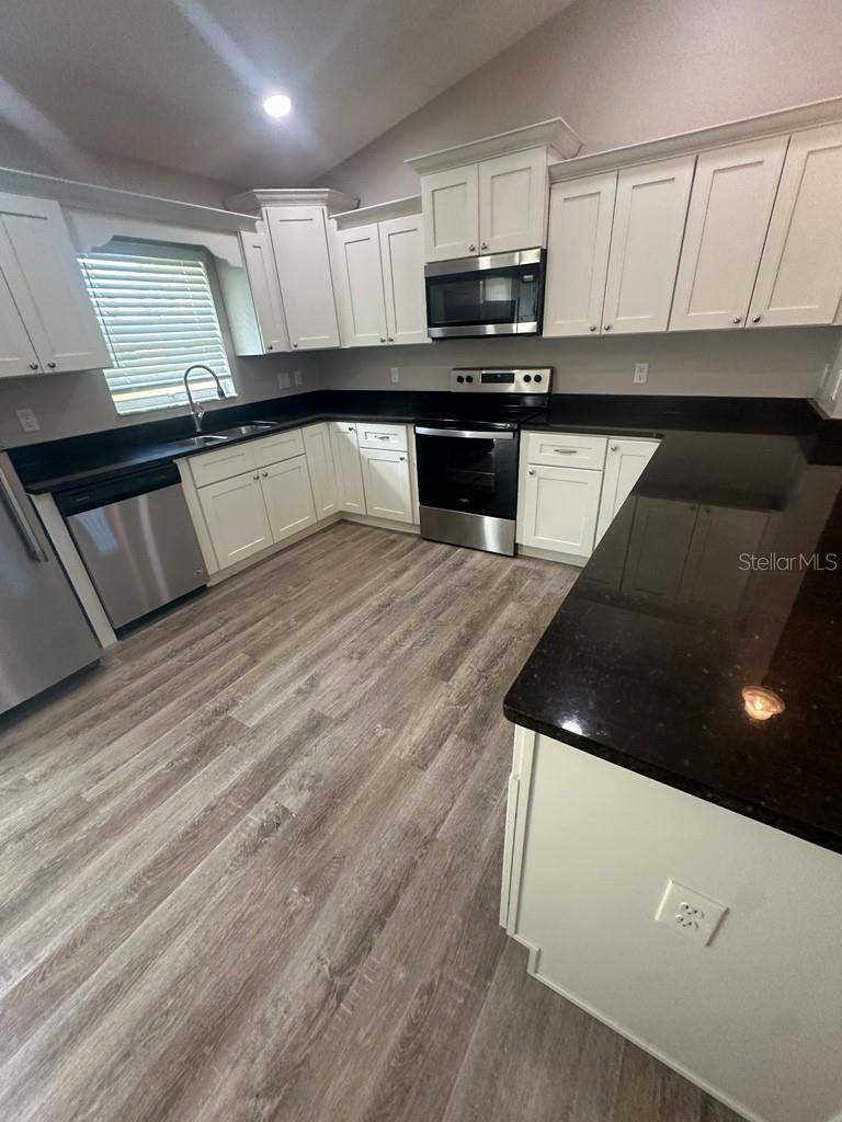 3 bedroom Single Family Residence at 2854 W Edison Place, Citrus Spgs Unit 09, Citrus Springs — photo 4