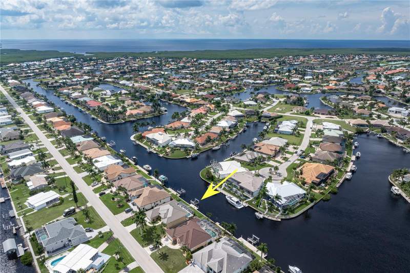 3 bedroom Single Family Residence at 4415 Almar Drive, Punta Gorda Isles Sec 14, Punta Gorda — photo 4