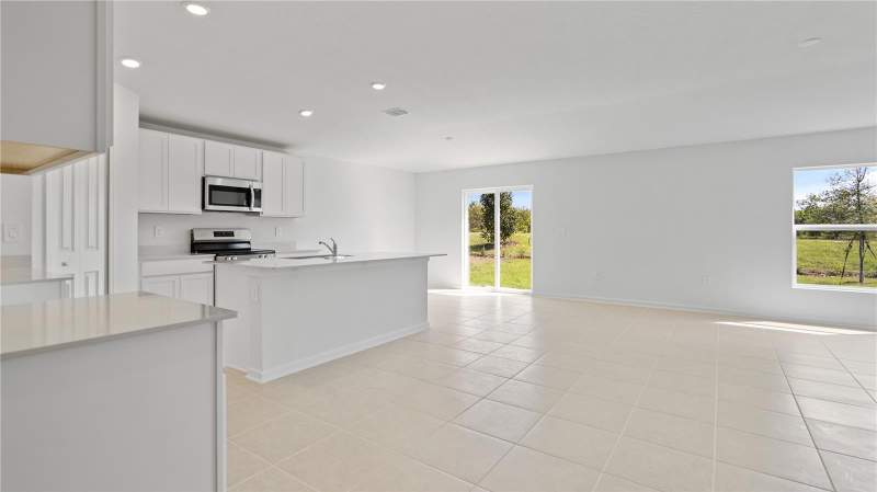 4 bedroom Single Family Residence at 1947 Pine Meadows Golfcourse Road, Pine Meadows 50'S, Eustis — photo 4