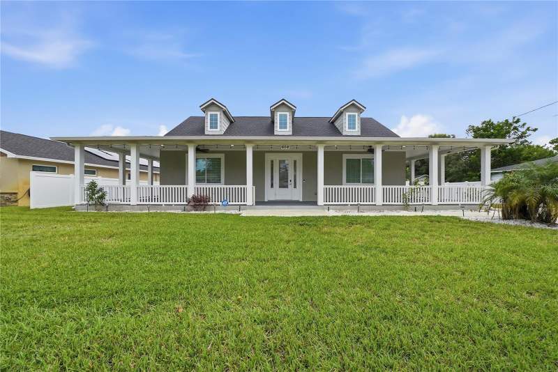 3 bedroom Single Family Residence at 608 4th Street, Oak Crest, Largo — photo 2