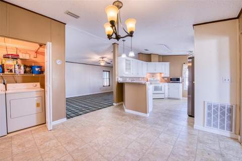 403 Blue Marlin Drive, Oldsmar FL - photo 8 of 38