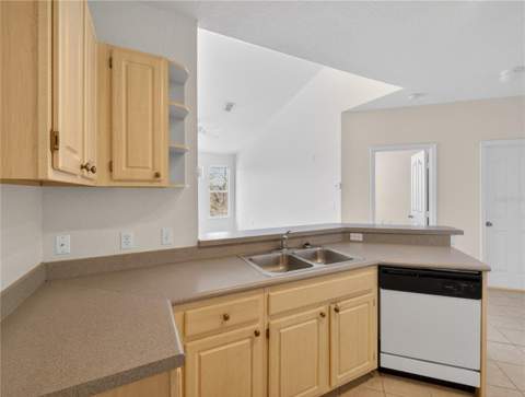 1100 Lake Shadow Circle #2307, Maitland FL - photo 21 of 48
