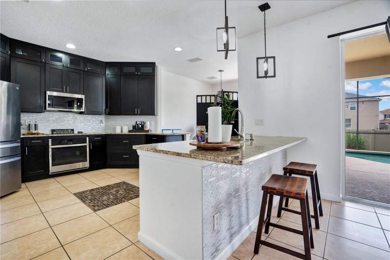 5 bedroom Single Family Residence at 3571 MAPLE RIDGE LOOP, FOREST EDGE PH 2, KISSIMMEE — photo 3