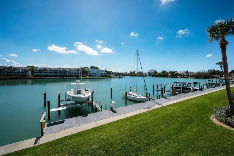 3 bedroom Townhouse at 12334 Capri Circle, Capri Harbor Condo, Treasure Island — photo 3