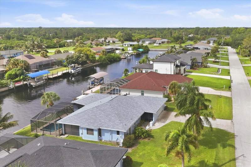 3 bedroom Single Family Residence at 12403 Minot Avenue, Port Charlotte Sec 060, Port Charlotte — photo 5