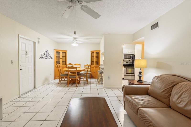 2 bedroom Condominium at 3232 Lake Pine Way #B1, Pine Ridge At Lake Tarpon Village, Tarpon Springs — photo 3
