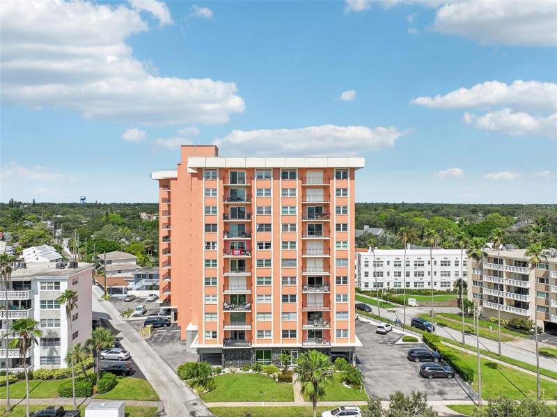 North Shore Normandy Condo
