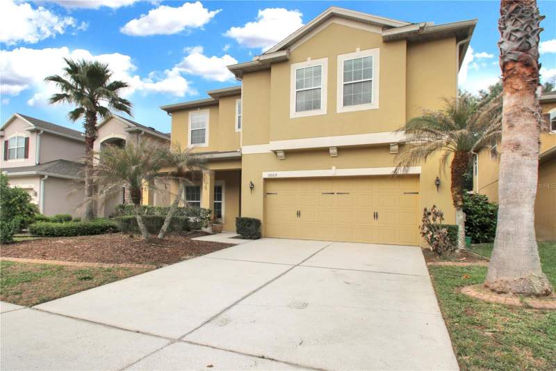 9009 VICKROY TERRACE home for sale in Clifton Park