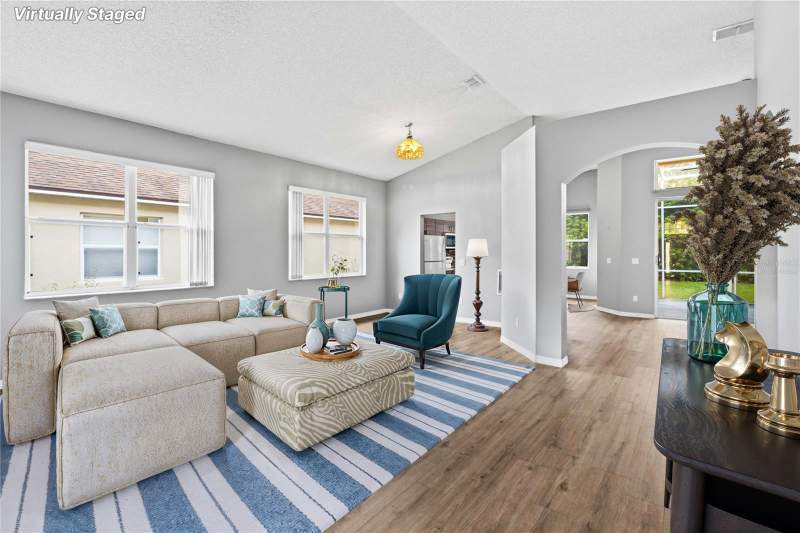 4 bedroom Single Family Residence at 2412 Runyon Circle, Hunters Creek Tr 115 Ph 01 Rep, Orlando — photo 5