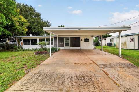 31722 Imperial Drive, golf community for sale in Tavares