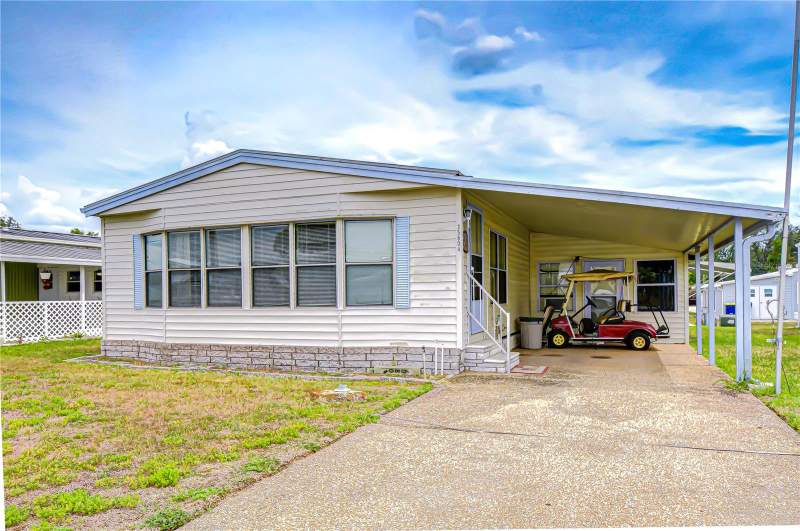 2 bedroom Manufactured Home at 35804 Brisa Drive, Casa Del Sol, Zephyrhills — photo 2