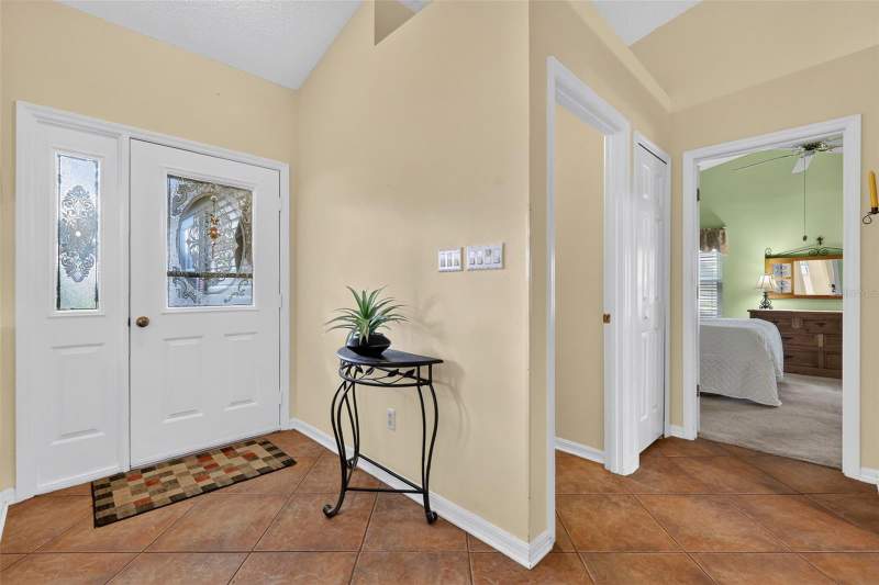 3 bedroom Single Family Residence at 25333 River Crest Drive, Plantation At Leesburg River Crest Unit 01, Leesburg — photo 3