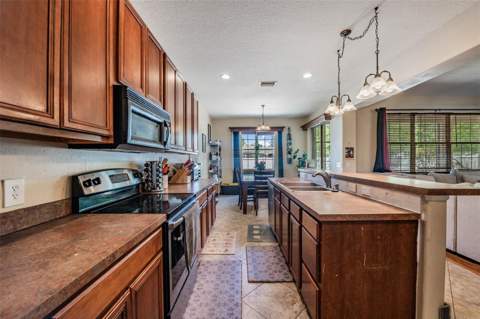 10945 Subtle Trail Drive, Riverview FL - photo 16 of 51