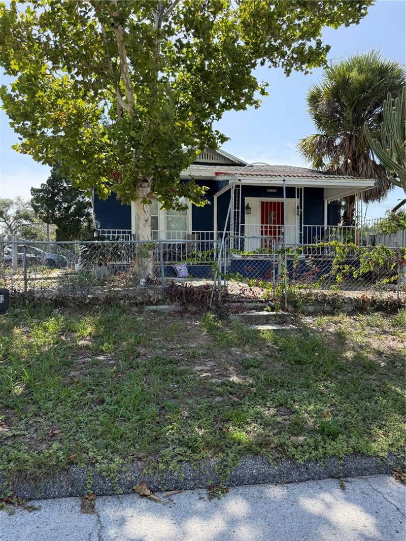 2 bedroom Single Family Residence at 3012 N Albany Avenue, West Tampa Heights, Tampa — photo 2