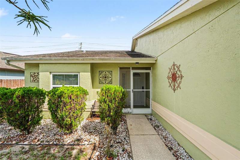 3 bedroom Single Family Residence at 8434 Sun Drive, Jasmine Trails, Port Richey — photo 2