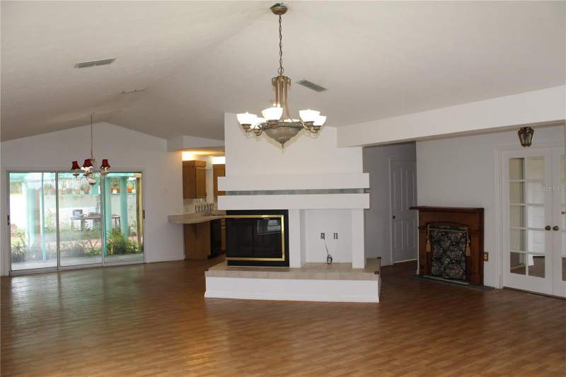 3 bedroom Single Family Residence at 38901 Ella Drive, Griffin View Estates, Lady Lake — photo 4