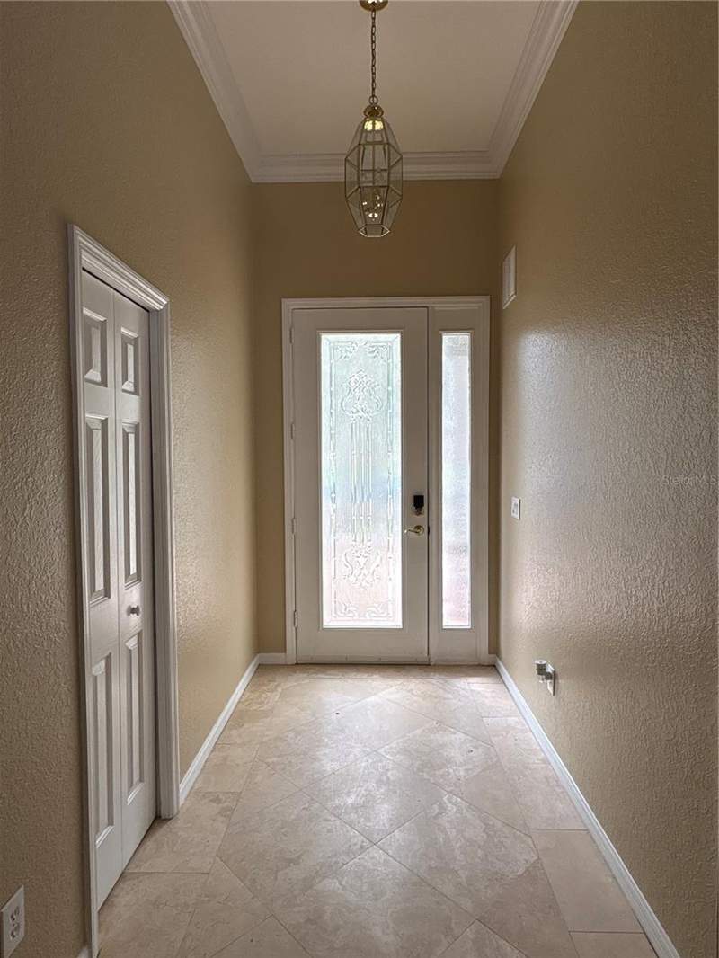 4 bedroom Single Family Residence at 10761 Banfield Drive, Panther Trace Ph 1A, Riverview — photo 5
