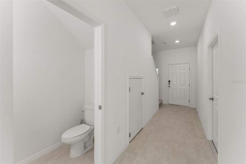 3 bedroom Townhouse at 3556 Landing Net Drive, Bellalago Pod G Townhomes, Kissimmee — photo 4