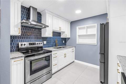 6039 99th Court, Pinellas Park FL - photo 12 of 51