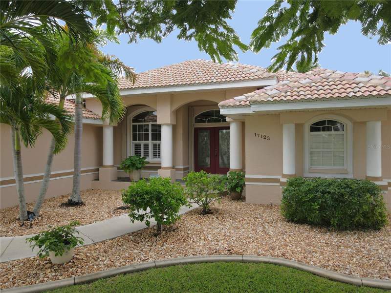 3 bedroom Single Family Residence at 17123 Barcrest Lane, Punta Gorda Isles Sec 21, Punta Gorda — photo 2