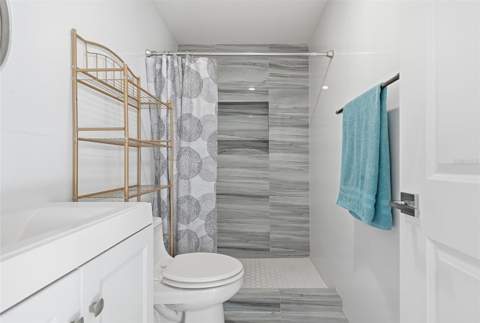 12726 Barrett Drive, Tampa FL - photo 22 of 69
