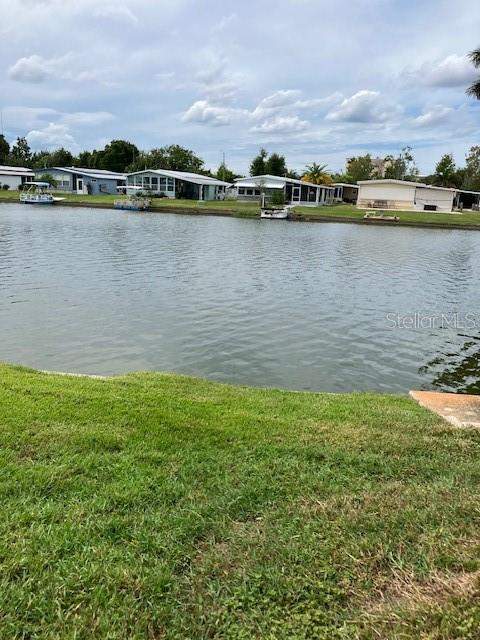 2 bedroom Manufactured Home at 3211 Southport Drive, Tanglewood Mobile Village, Holiday — photo 2