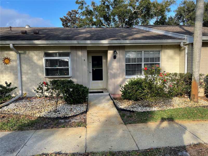 2 bedroom Villa at 1084 Dunrobin Drive #D, Highland Lakes Villas On The Green, Palm Harbor — photo 1