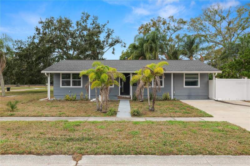 2 bedroom Single Family Residence at 8100 OVERLOOK PLACE, RIO VISTA REP, ST PETERSBURG — photo 3