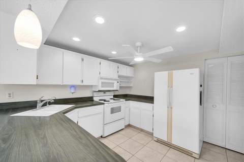 1655 S Highland Avenue #J194, Clearwater FL - photo 10 of 52