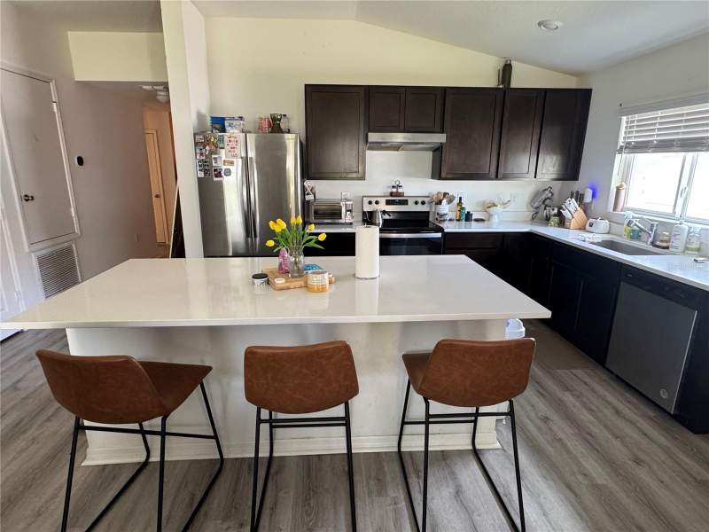 4 bedroom Single Family Residence at 1459 Geranium Drive, Gardens Ii/Lk Jackson, Mascotte — photo 3