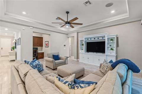 8037 Ludington Circle, Orlando FL - photo 6 of 6