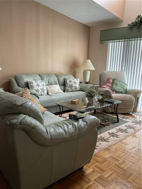 2655 Pine Ridge Way #D3, Palm Harbor FL - photo 6 of 31