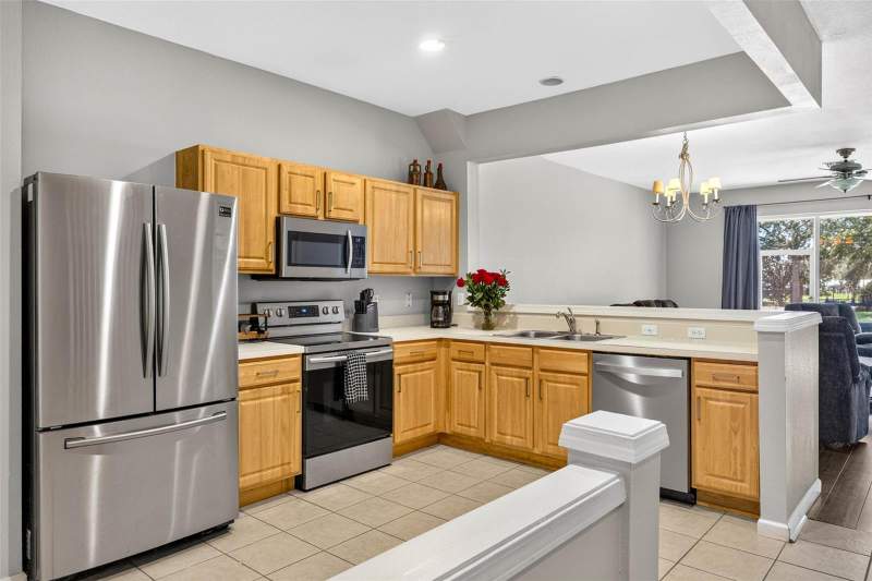 3 bedroom Townhouse at 26624 Chimney Spire Lane, Bay/Cypress Crk, Wesley Chapel — photo 2