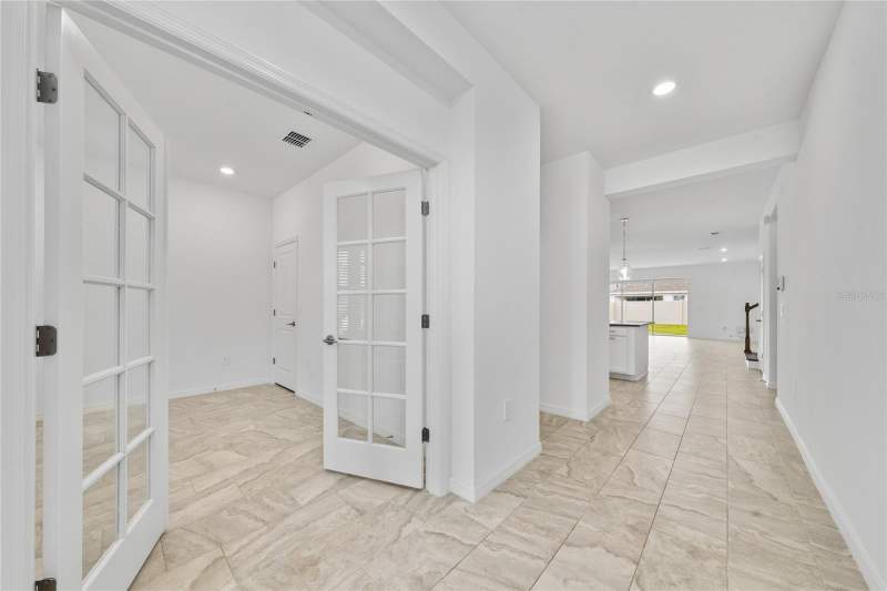 4 bedroom Single Family Residence at 5237 Stone Ridge Place, Waters At Center Lake Ranch Ph 1A, St Cloud — photo 4