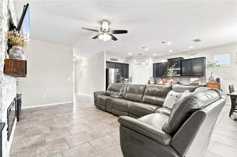 632 E Victoria Trails Boulevard, Deland FL - photo 10 of 48
