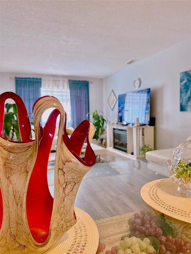 1 bedroom Condominium at 5357 81st Street #15, Paradise Shores, St Petersburg — photo 3