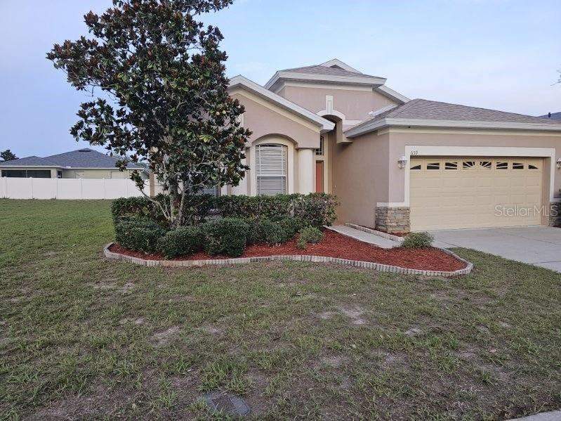 4 bedroom Single Family Residence at 659 Winthrop Drive, Villages At Avalon Ph 1, Spring Hill — photo 2
