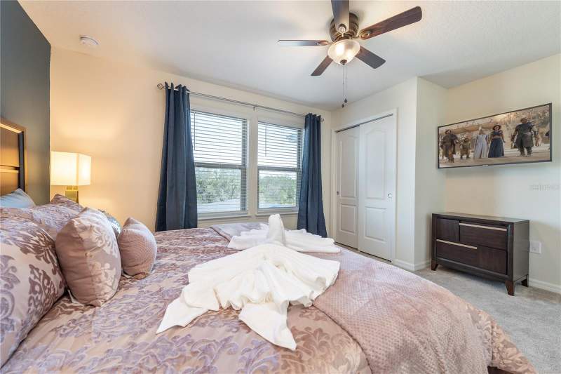5 bedroom Single Family Residence at 8931 Zurich Lane, Windsor At Westside Ph 3A, Kissimmee — photo 3