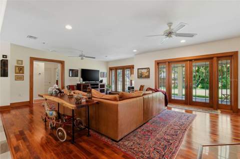 6000 2nd Street, St Petersburg FL - photo 13 of 57