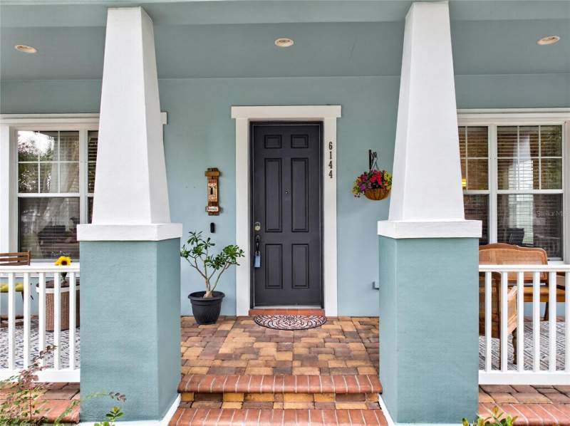 3 bedroom Single Family Residence at 6144 Cliff House Lane, Winthrop Village Ph Two-B, Riverview — photo 4