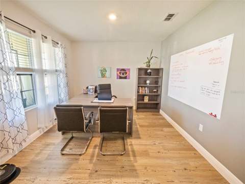 270 Meadowbrook Boulevard, Winter Haven FL - photo 8 of 39