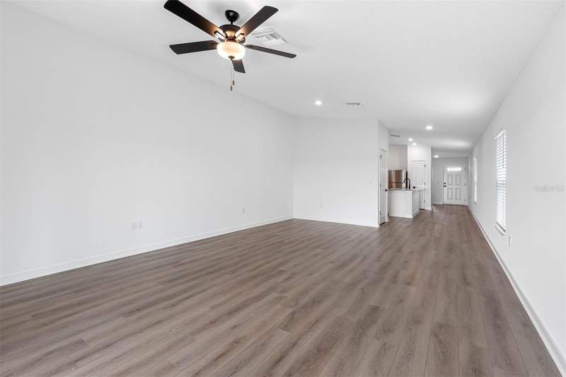 4 bedroom Single Family Residence at 5277 Cap Road, Trilby Crossings, Brooksville — photo 3