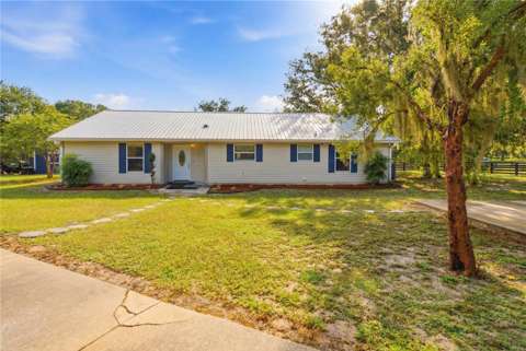 16723 SE 173Rd Terrace Road, home for sale in Weirsdale 32195